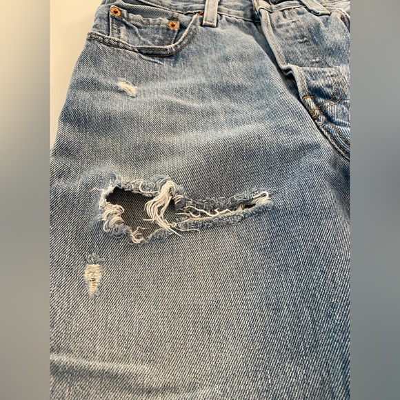 Women’s Levi 501 skinny jeans size 25, distressed, ankle length - Picture 2 of 7